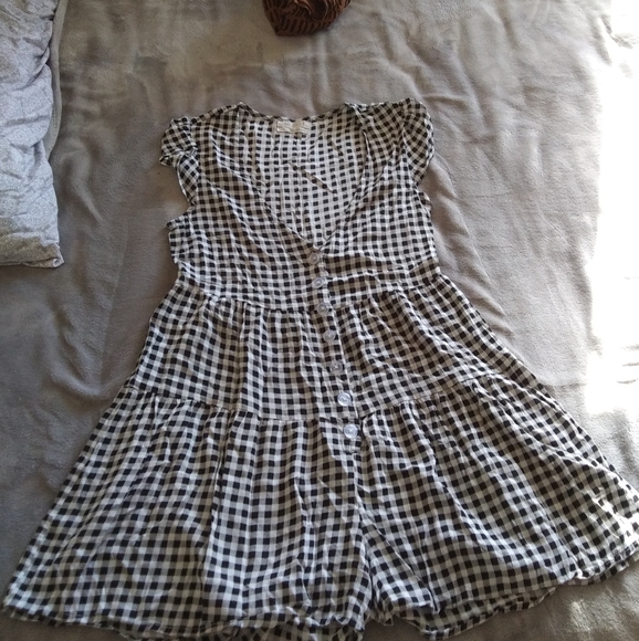 Checkered Black & White Romper - Picture 5 of 11